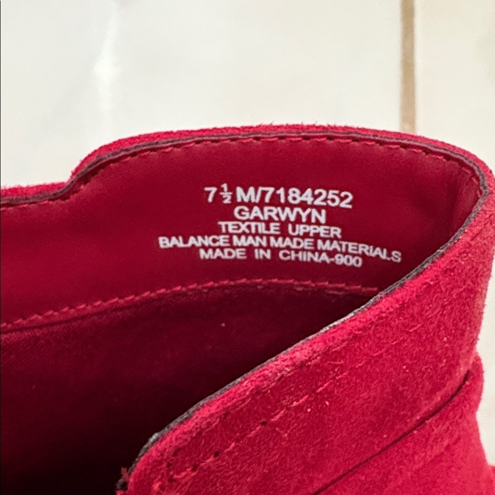 Impo Red Faux Suede Garwyn Ankle Booties with Side Accent. 7.5 NWOT - Picture 4 of 8